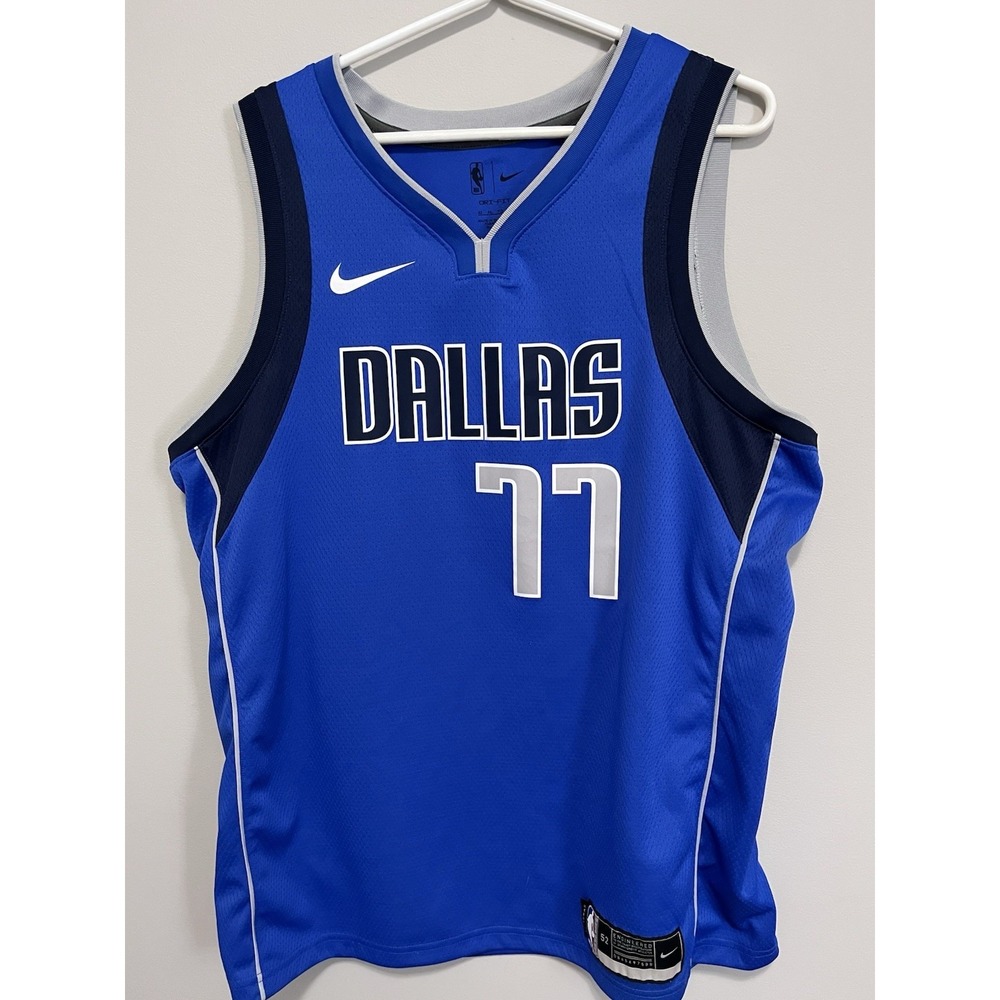 Nike Luka Doncic 77 Dallas Mavericks Swingman Jersey Adult XL Nike NBA Authentic